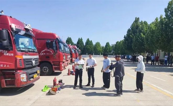 泰安 優(yōu)化營(yíng)商環(huán)境助力危險(xiǎn)貨物運(yùn)輸行業(yè)健康發(fā)展