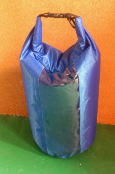 210T格子布窗口PVC涂層戶外防水袋 5L漂流袋的全能防護(hù)與實用體驗